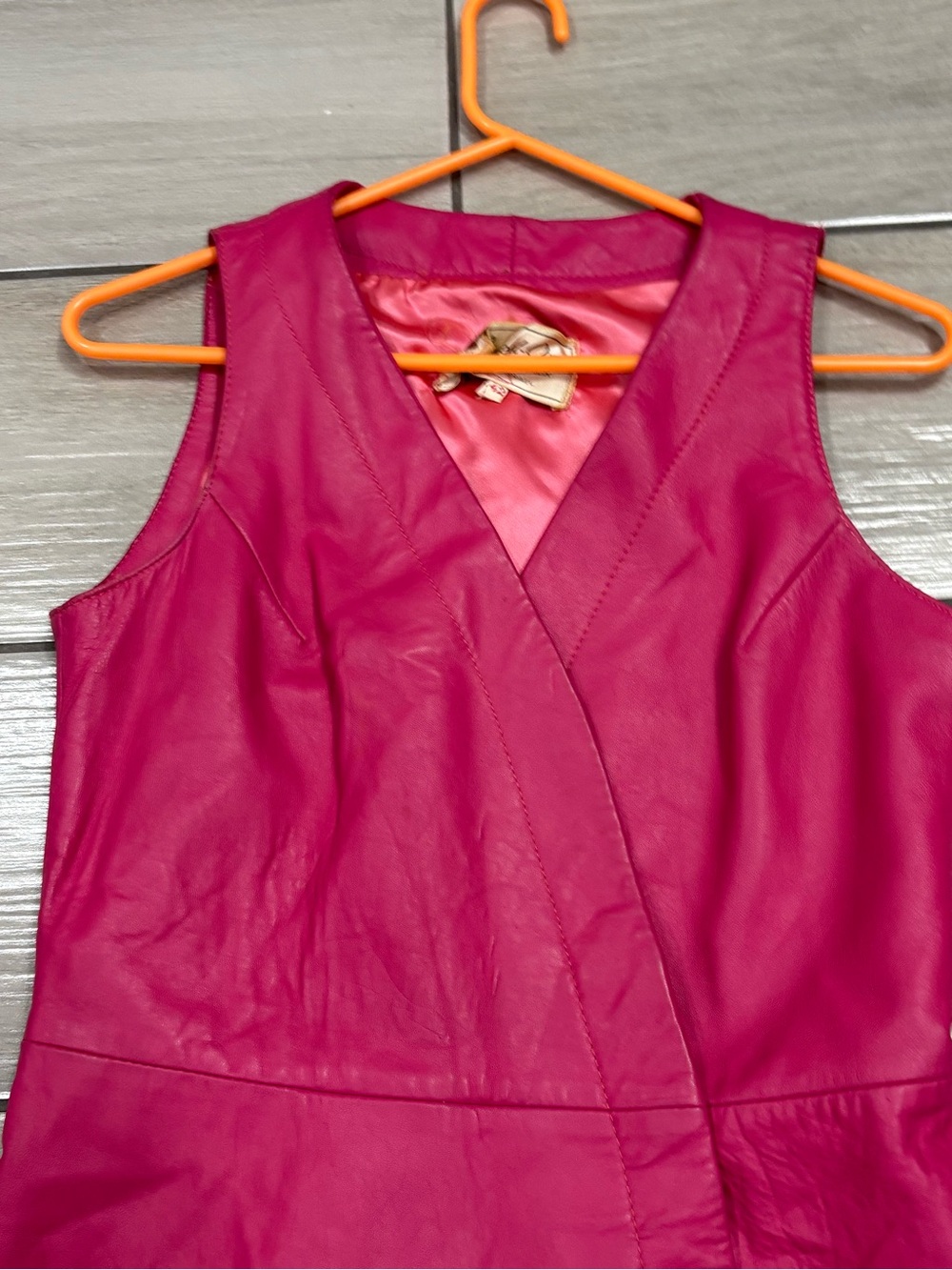 Vintage 60s Leather Beged Or Israel Couture pink leather dress size 42 - Picture 5 of 14
